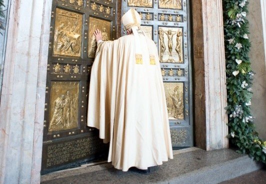 Otevírání svaté brány ve Vatikánu / foto Vatican Media