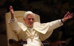 Zemřel Benedikt XVI. Sám o smrti řekl: „Smrtí pro každého z nás začíná plný život.“